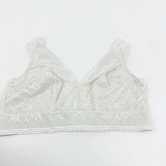 ✅ WACOAL WHITE Net Effect Bralette SIZE 38 - Picture 1 of 5